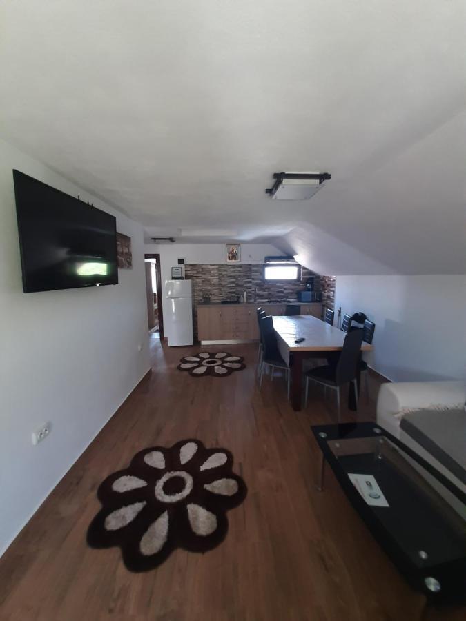 Casa Edy בית אירוח Călimăneşti